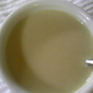 粉末緑茶と豆乳で♪　グリーン・ソイ・ラテ